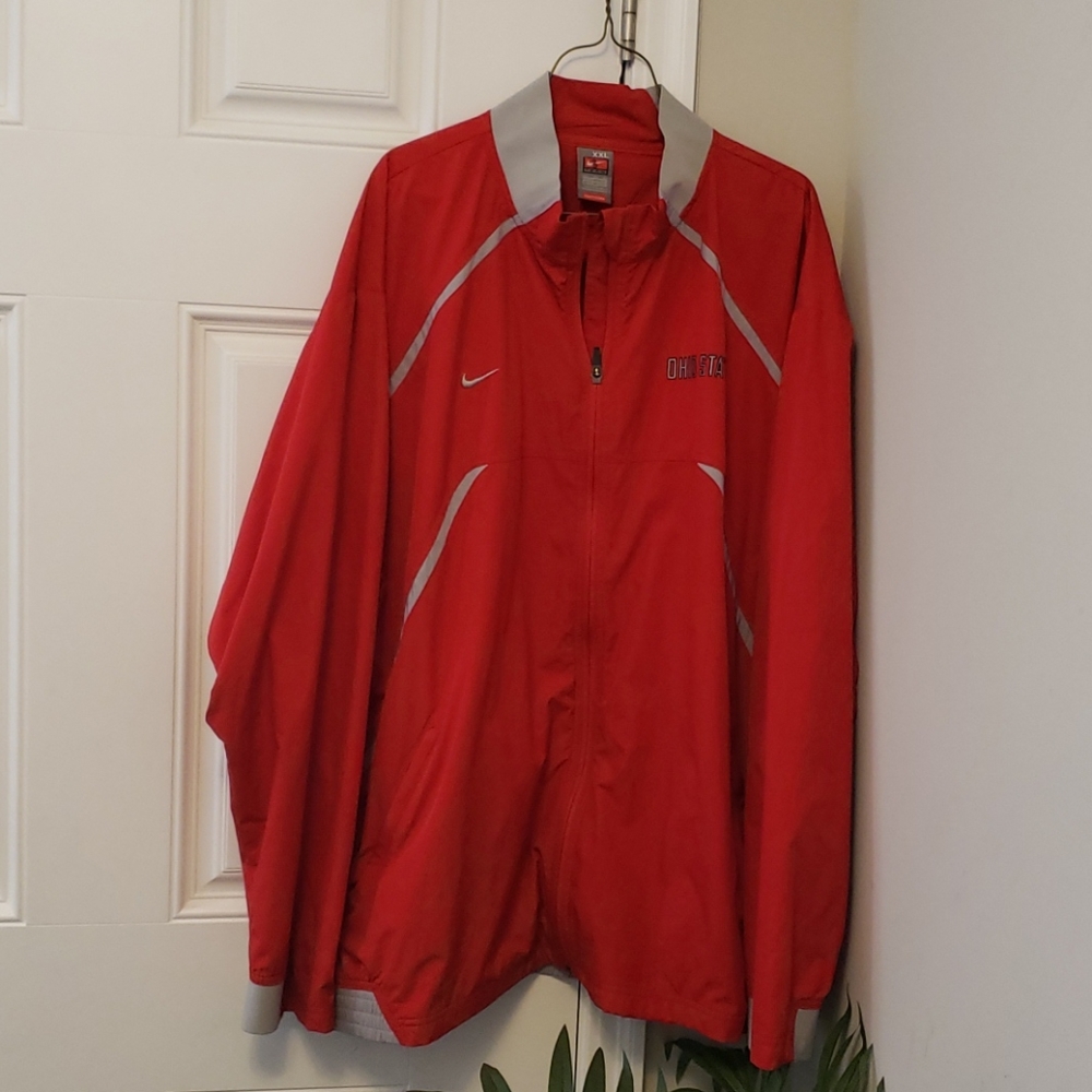 Nike Ohio state men wind jacket Size xxl used
